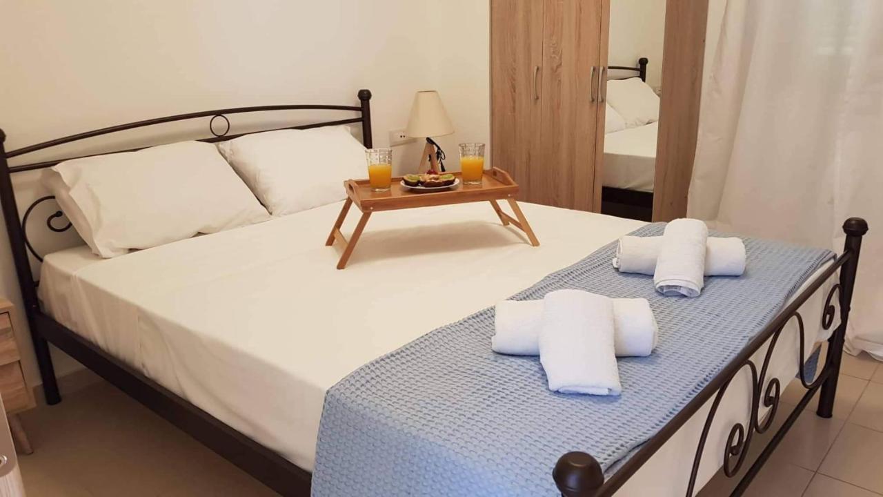 Marina Deluxe Apartments Istron Eksteriør bilde
