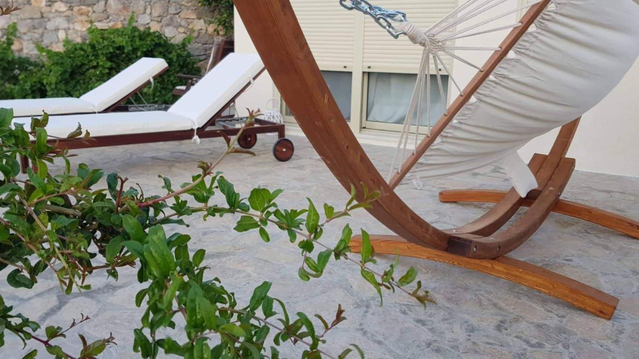 Marina Deluxe Apartments Istron Eksteriør bilde
